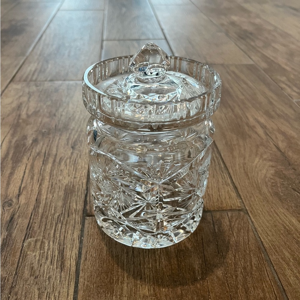 Crystal biscuit barrel - 6” high x 4” in diameter